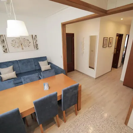 Oporto Guest Isac Garden W/ Parking Apartment *
