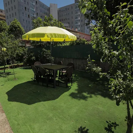 Διαμέρισμα Oporto Guest Isac Garden W/ Parking Βίλα Νόβα ντε Γκάια